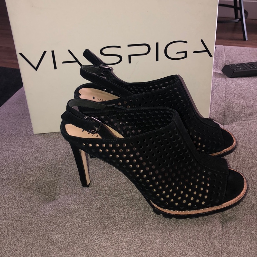 Via Spiga Heels - Picture 3 of 10